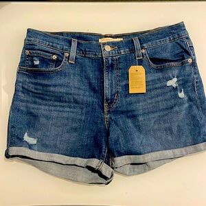Ladies size 31 Levi’s shorts